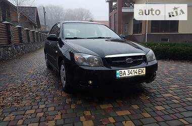 Универсал Kia Cerato 2005 в Знаменке