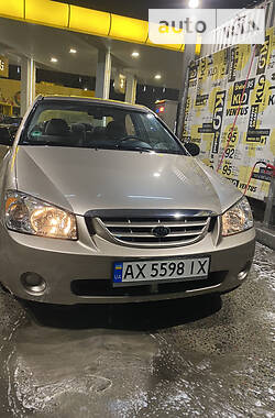 Седан Kia Cerato 2005 в Киеве