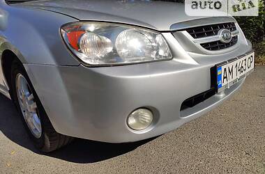 Седан Kia Cerato 2006 в Киеве