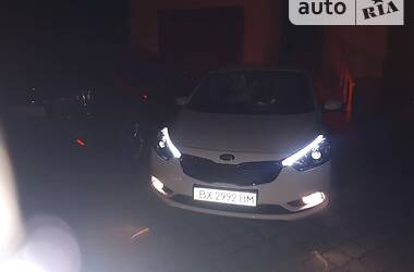 Седан Kia Cerato 2013 в Кам'янець-Подільському