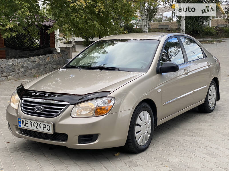 Седан Kia Cerato 2007 в Днепре