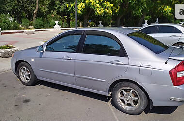 Седан Kia Cerato 2005 в Новой Каховке