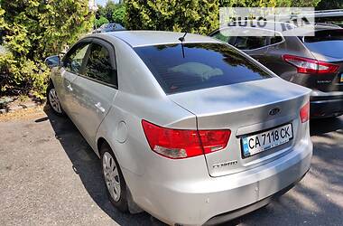 Седан Kia Cerato 2012 в Черкасах