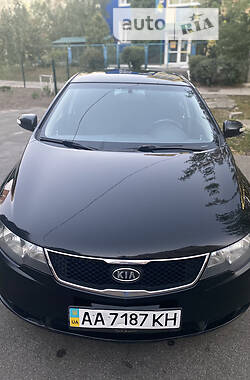 Седан Kia Cerato 2009 в 