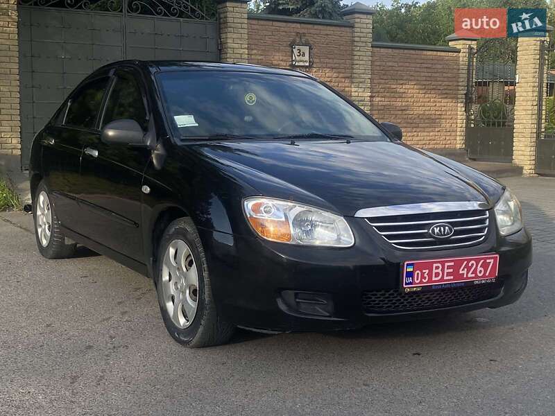 Седан Kia Cerato 2007 в Луцке