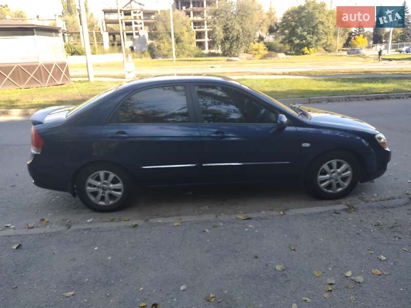 Седан Kia Cerato 2008 в Запорожье фото 2 Седан Kia Cerato 2008 в Запорожье