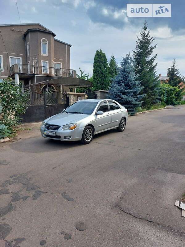 Седан Kia Cerato 2007 в Кривом Роге