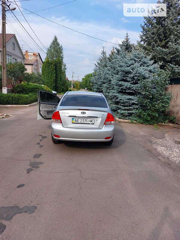 Седан Kia Cerato 2007 в Кривом Роге