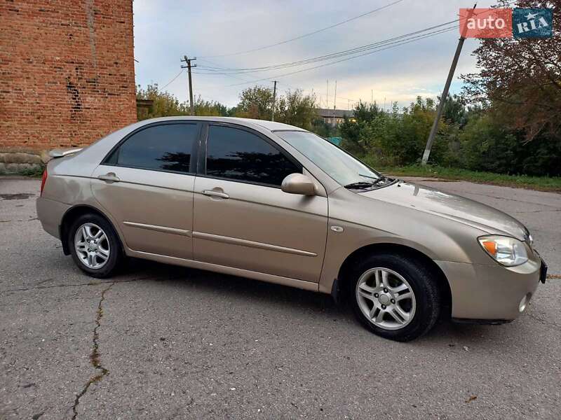 Седан Kia Cerato 2006 в Харькове