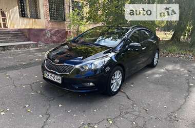 Седан Kia Cerato 2012 в Чернігові