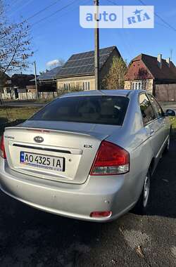 Седан Kia Cerato 2008 в Тячеве