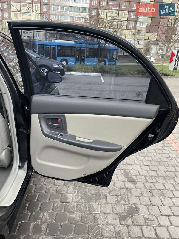 Седан Kia Cerato 2006 в Днепре фото 12 Седан Kia Cerato 2006 в Днепре