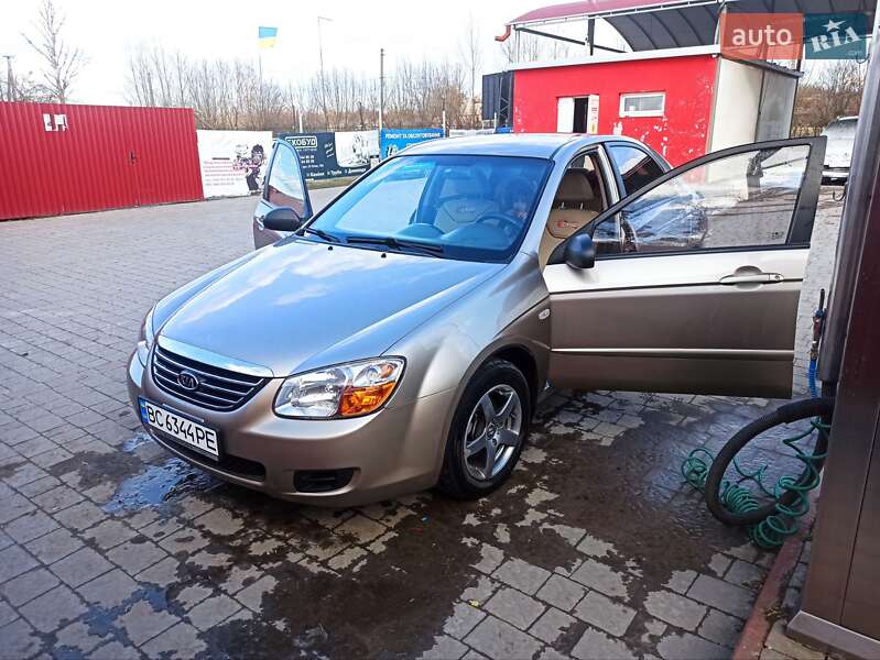 Седан Kia Cerato 2008 в Бродах