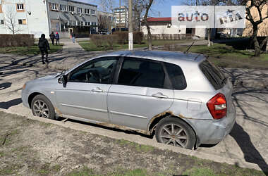 Хетчбек Kia Cerato 2006 в Українці