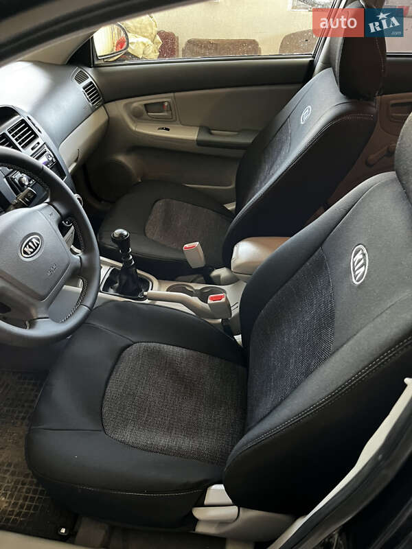 Седан Kia Cerato 2007 в Трускавці