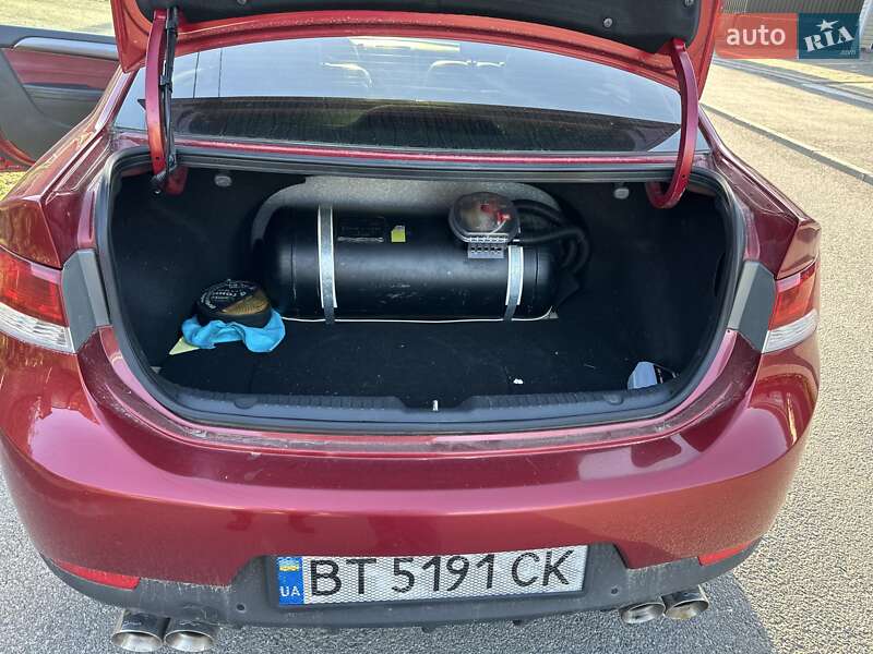 Купе Kia Cerato 2011 в Хмельницком