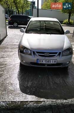 Седан Kia Cerato 2006 в Хмельницком