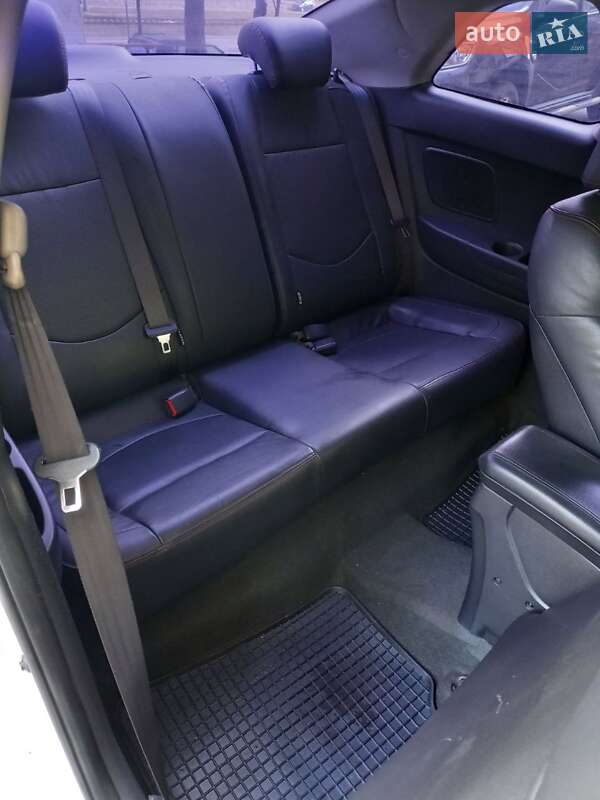 Купе Kia Cerato 2011 в Киеве