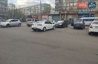 Купе Kia Cerato 2012 в 