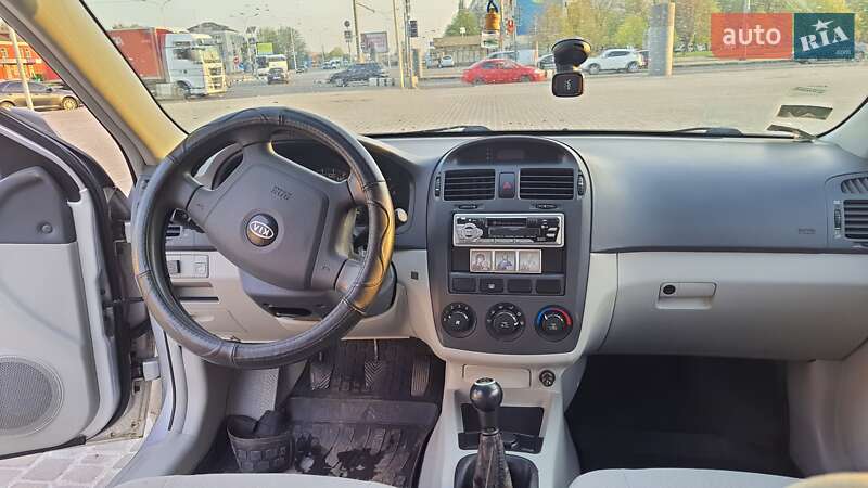 Седан Kia Cerato 2006 в Харькове фото 3 Седан Kia Cerato 2006 в Харькове