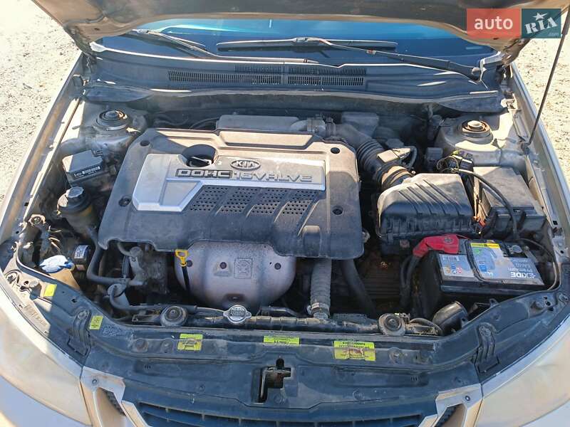 Хетчбек Kia Cerato 2006 в Устинівці