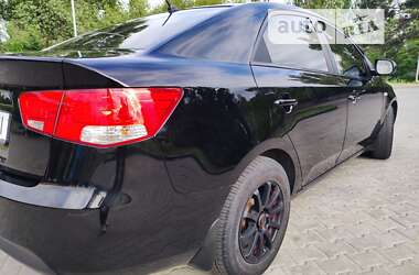 Седан Kia Cerato 2009 в Днепре