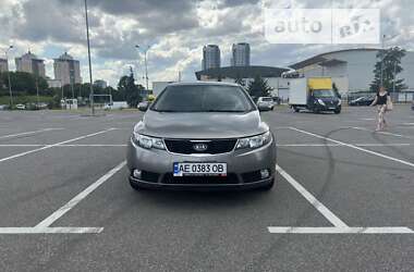 Седан Kia Cerato 2009 в Киеве