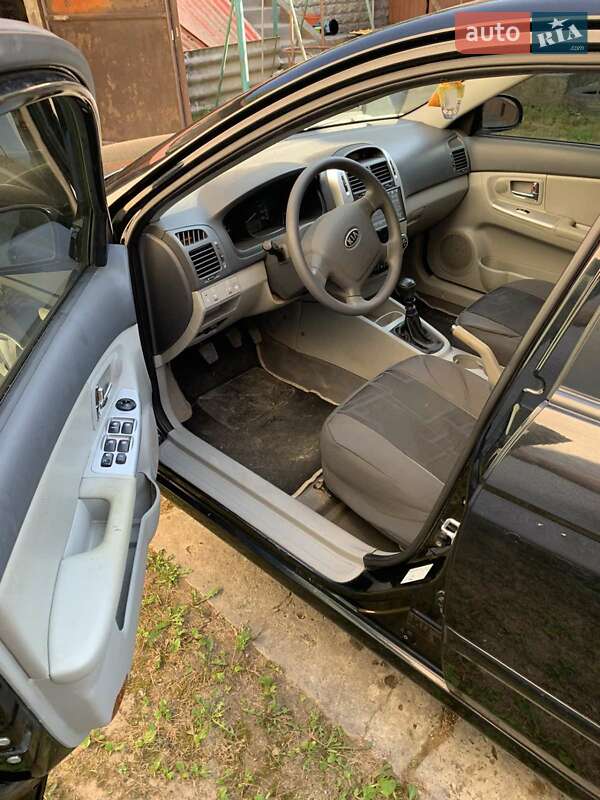 Седан Kia Cerato 2008 в Перечині