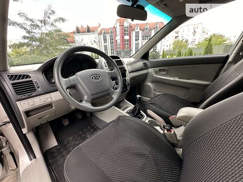 Седан Kia Cerato 2008 в Николаеве