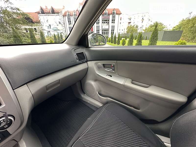 Седан Kia Cerato 2008 в Николаеве