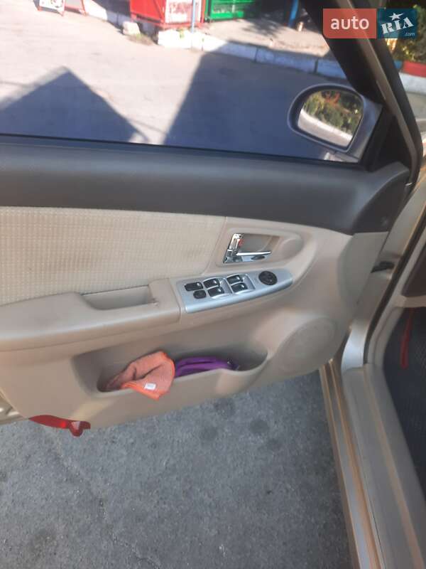 Седан Kia Cerato 2006 в Запоріжжі