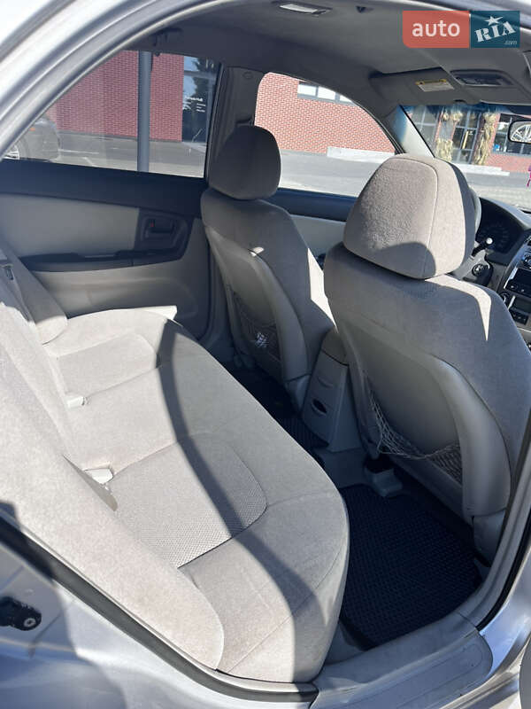Kia Cerato 2006