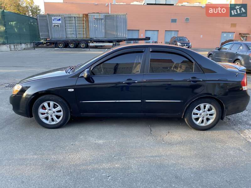 Седан Kia Cerato 2007 в Киеве