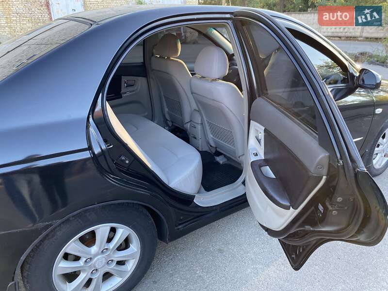 Седан Kia Cerato 2007 в Киеве