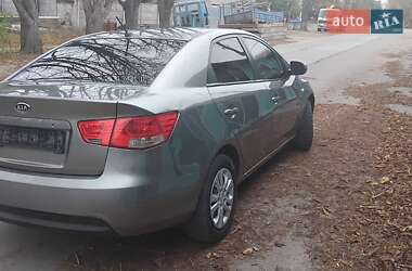 Седан Kia Cerato 2012 в Золотоноші