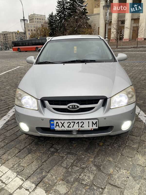 Седан Kia Cerato 2006 в Харькове