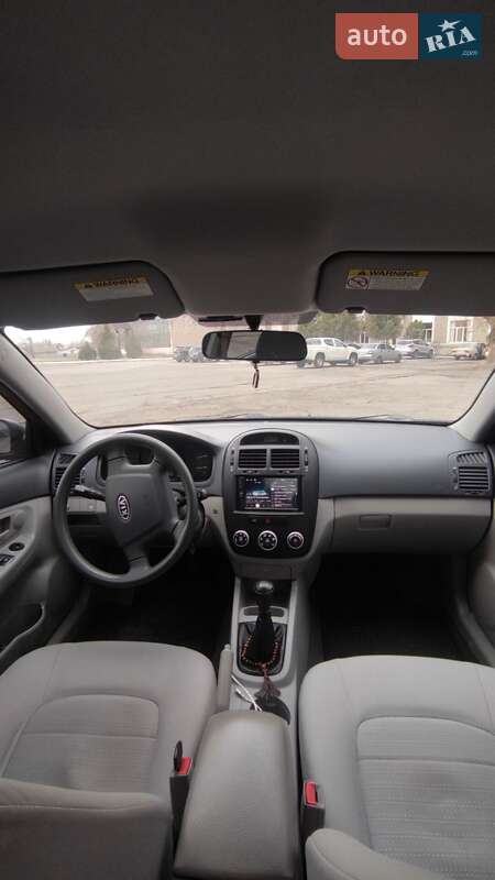 Седан Kia Cerato 2008 в Каменском