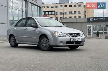 Седан Kia Cerato 2006 в Киеве