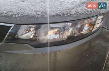 Седан Kia Cerato 2012 в Полтаві