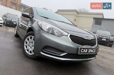 Седан Kia Cerato 2014 в 