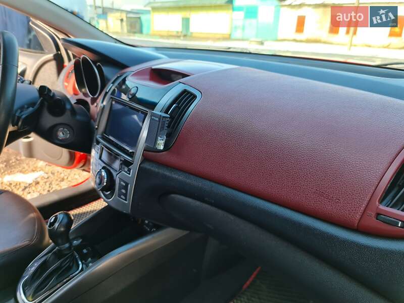 Купе Kia Cerato 2011 в Вільнянську