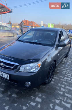 Седан Kia Cerato 2006 в Львові