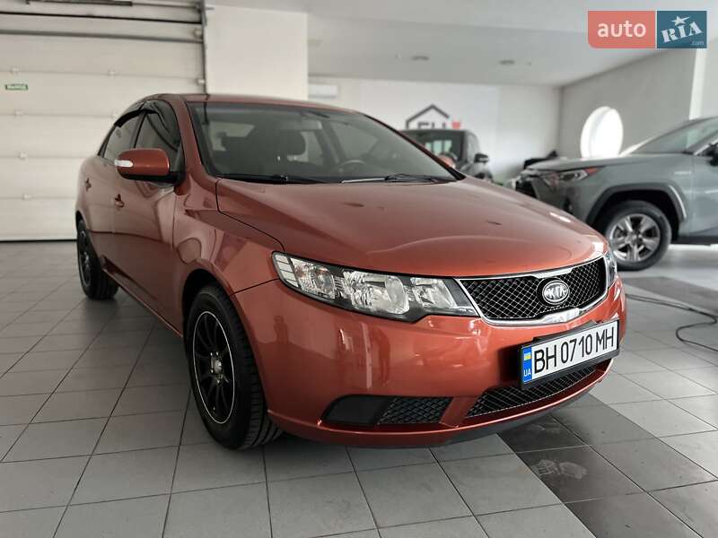 Седан Kia Cerato 2009 в 