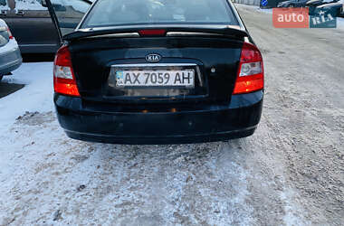 Седан Kia Cerato 2005 в Києві