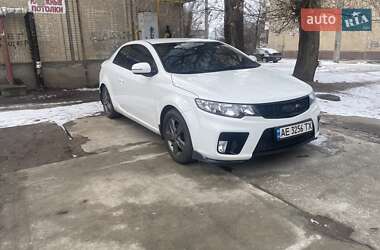 Купе Kia Cerato 2012 в Новомосковську