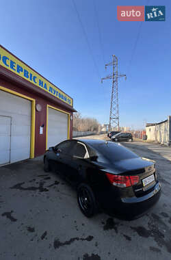 Седан Kia Cerato 2009 в Києві