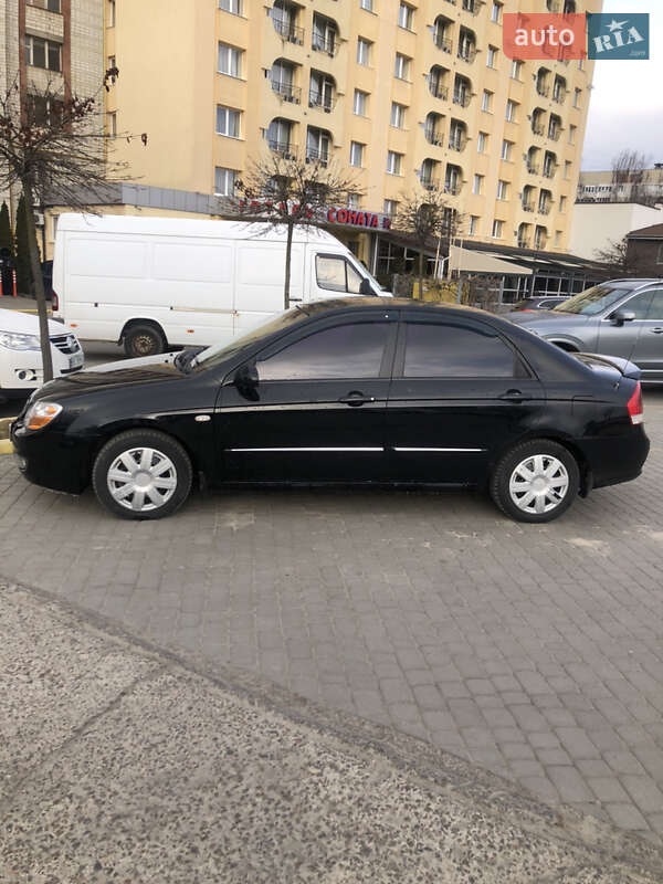 Седан Kia Cerato 2006 в Львові