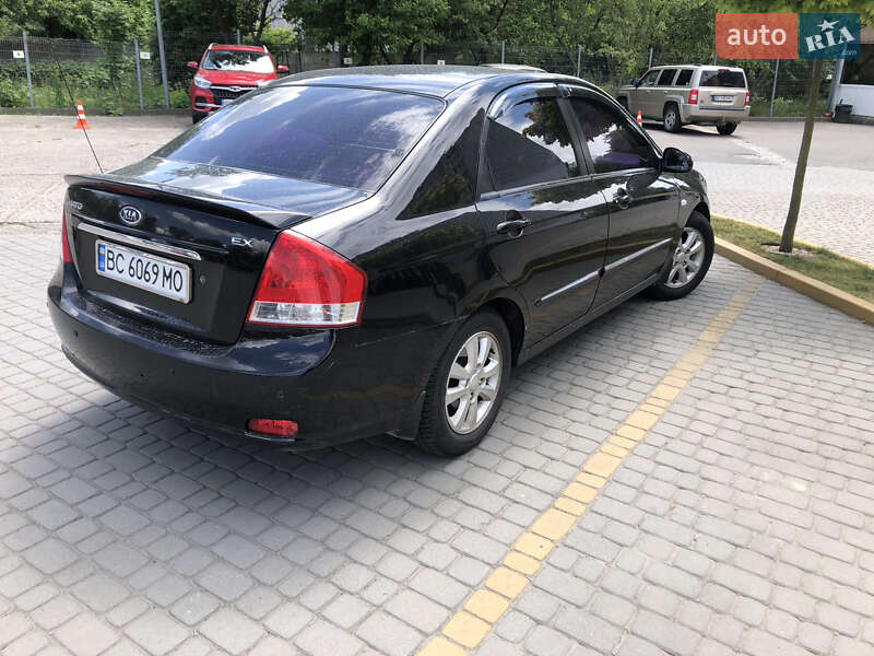 Седан Kia Cerato 2006 в Львові