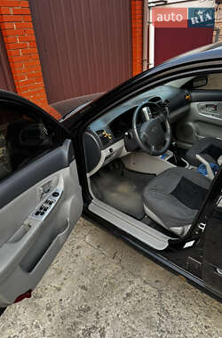 Седан Kia Cerato 2008 в 