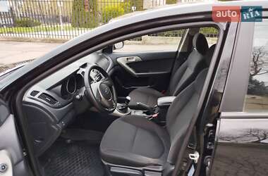 Седан Kia Cerato 2009 в 